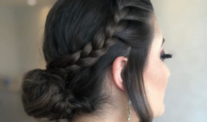 PENTEADO DE TRANÇA COM COQUE