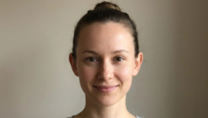 TRAÇOS DO ROSTO OVAL