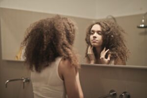 Cabelo Seco: Causas, Diagnóstico e Como Tratar de Verdade
