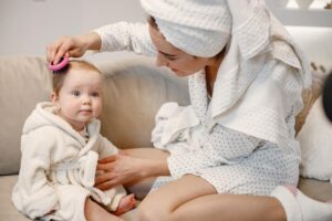 Cuidado Capilar do Bebê: 9 Respostas Que Todo Pediatra Devia Dar