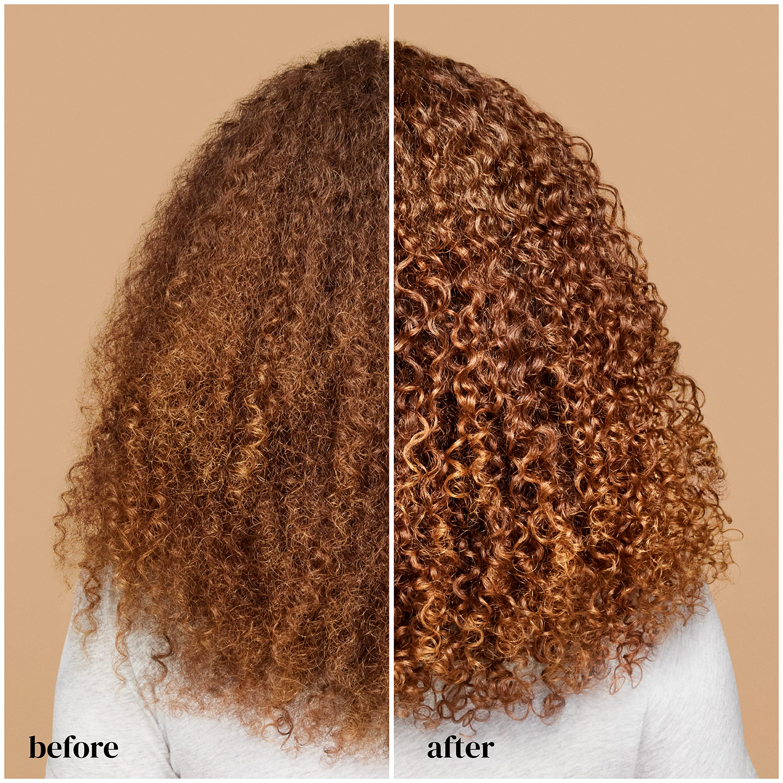 Duas mulheres com texturas de cabelo diferentes usando a mesma receita de hidratação